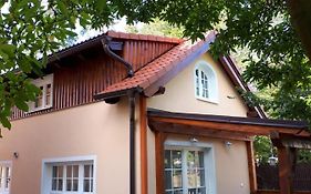 Garden House Splavský zámeček